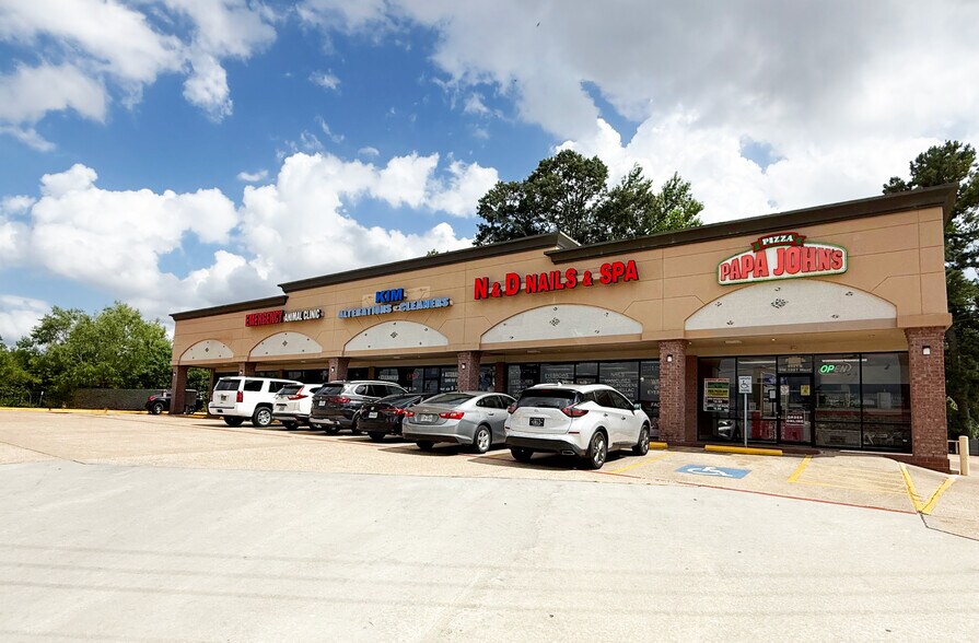 9521 FM 1097, Willis, TX à louer - Photo principale – Image 1 sur 1