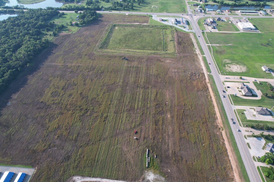 0 W Freeman St, Perkins, OK à vendre - Photo de l’immeuble – Image 2 sur 33