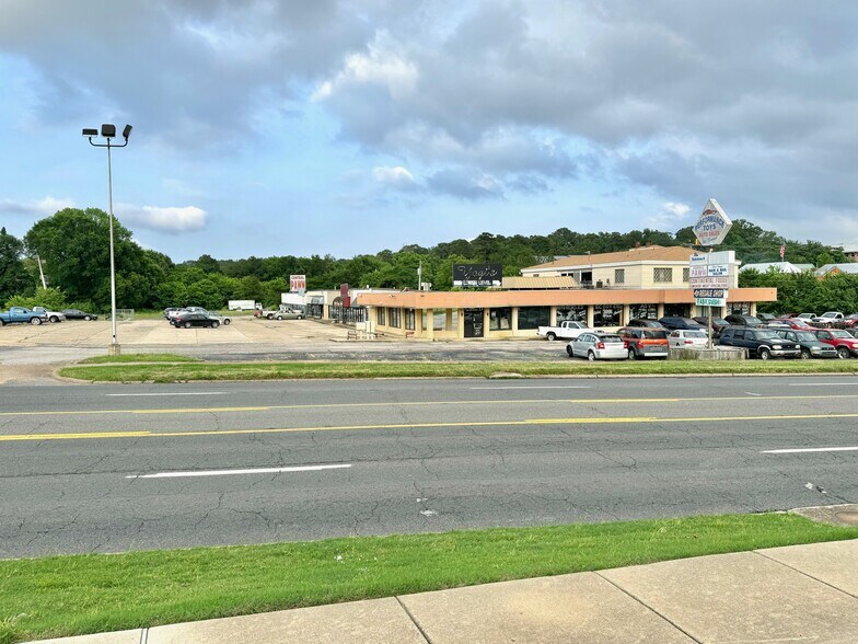 3619 Central Ave, Hot Springs, AR à vendre - Photo de l’immeuble – Image 2 sur 12