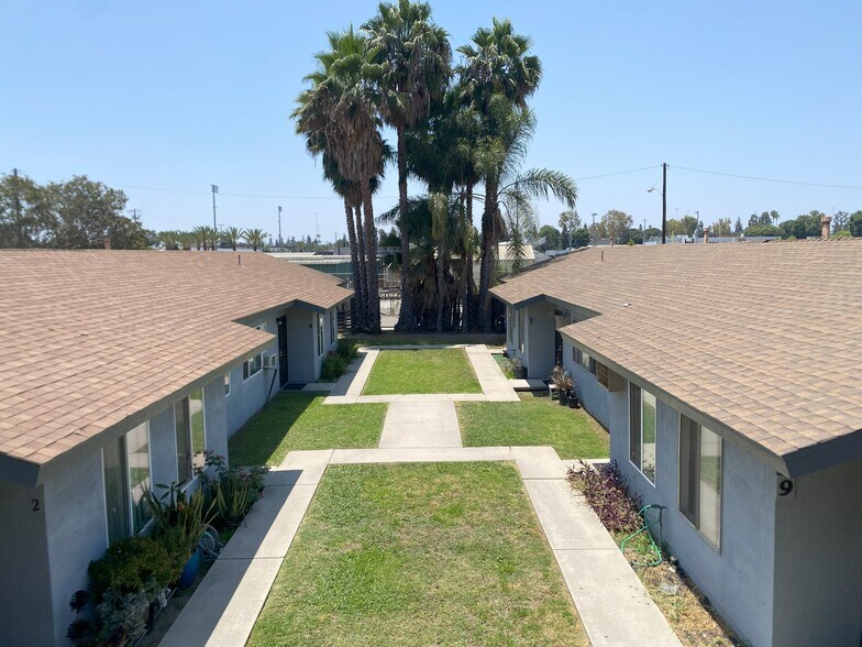 3750 Franklin Ave, Fullerton, CA à vendre - Photo de l’immeuble – Image 2 sur 17