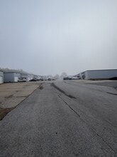 11513 Strang Line Rd, Olathe, KS à louer Photo de l’immeuble– Image 1 sur 8