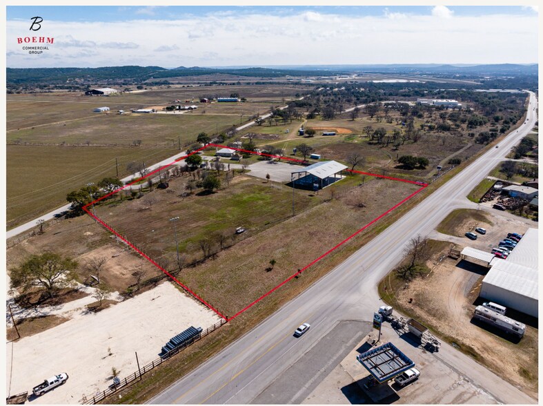 601 Peterson Farm Rd, Kerrville, TX à vendre - Photo de l’immeuble – Image 3 sur 46