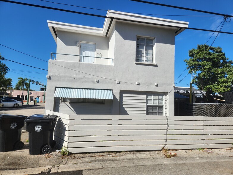 818 N Dixie Hwy, Lake Worth, FL à louer - Photo principale – Image 1 sur 5