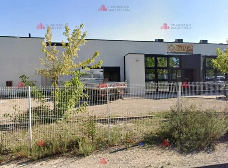 Bureau dans Quetigny à louer - Photo de l’immeuble – Image 1 sur 1