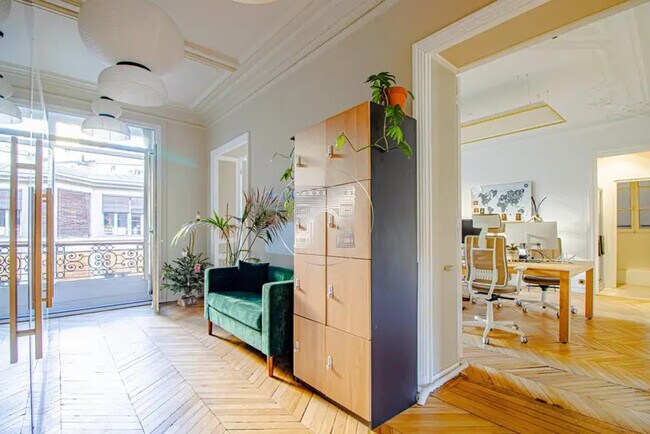 Plus de détails pour Bureau à vendre