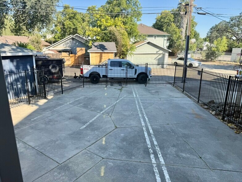 315 Main St, Roseville, CA à louer - Photo de l’immeuble – Image 2 sur 3