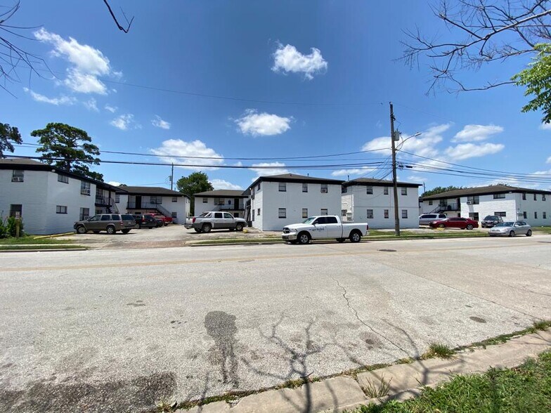 5408 Market St, Houston, TX à vendre - Photo principale – Image 1 sur 18