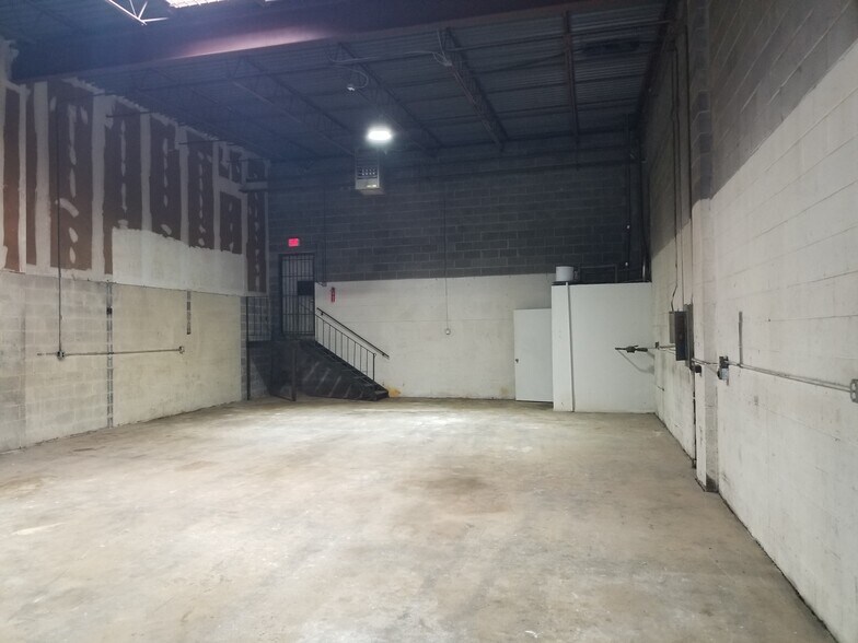 619 Hampton Park Blvd, Capitol Heights, MD à louer - Photo de l’immeuble – Image 2 sur 10