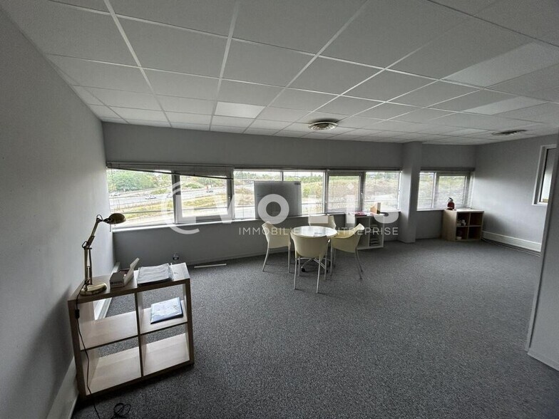 Bureau dans Mérignac à louer - Photo intérieure – Image 1 sur 5