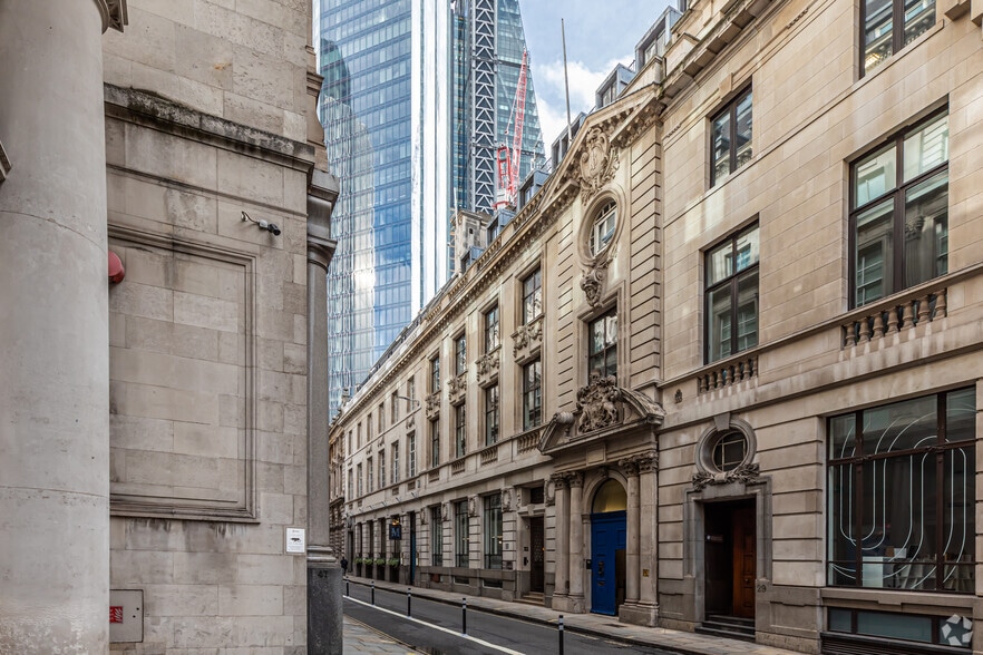 32 Threadneedle St, Londres à vendre - Photo de l’immeuble – Image 2 sur 13