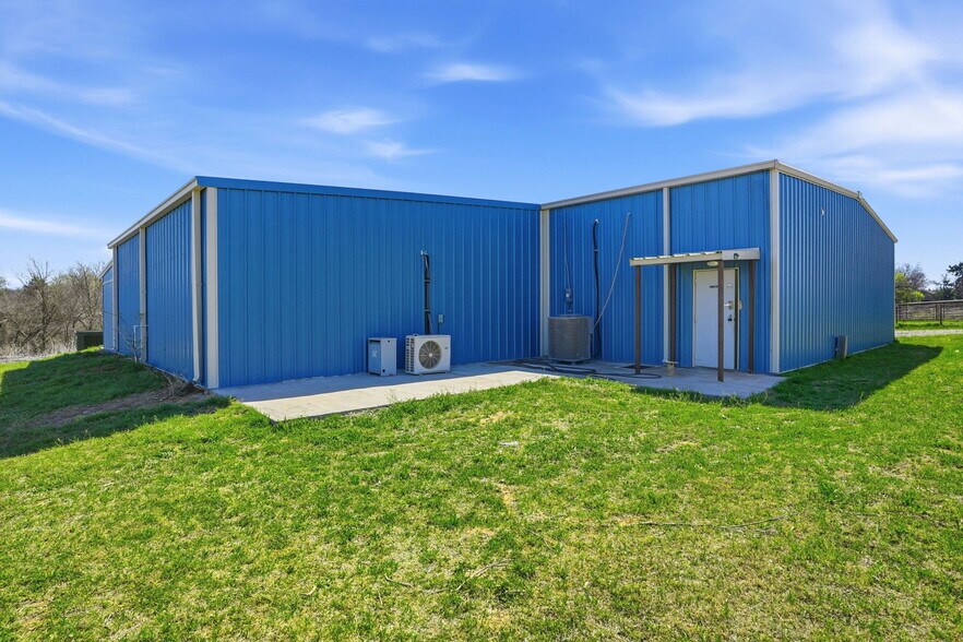17052 NE North Dr, Fletcher, OK à vendre - Photo de l’immeuble – Image 3 sur 32