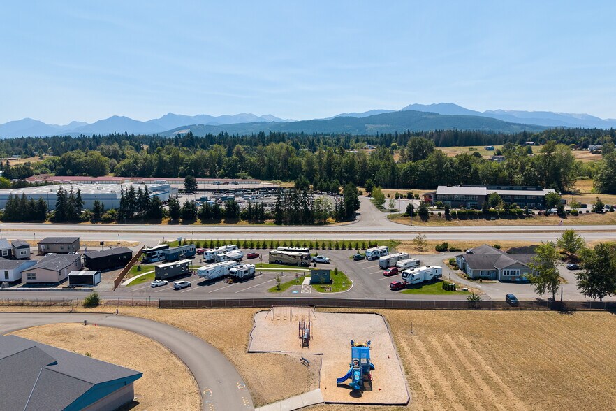 261131 US-101, Sequim, WA à vendre - Photo de l’immeuble – Image 2 sur 33