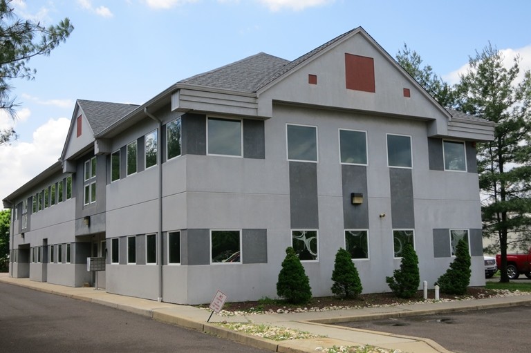 164 Lincoln Hwy, Fairless Hills, PA à louer - Photo de l’immeuble – Image 2 sur 7