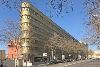 Plus de détails pour Local commercial à louer