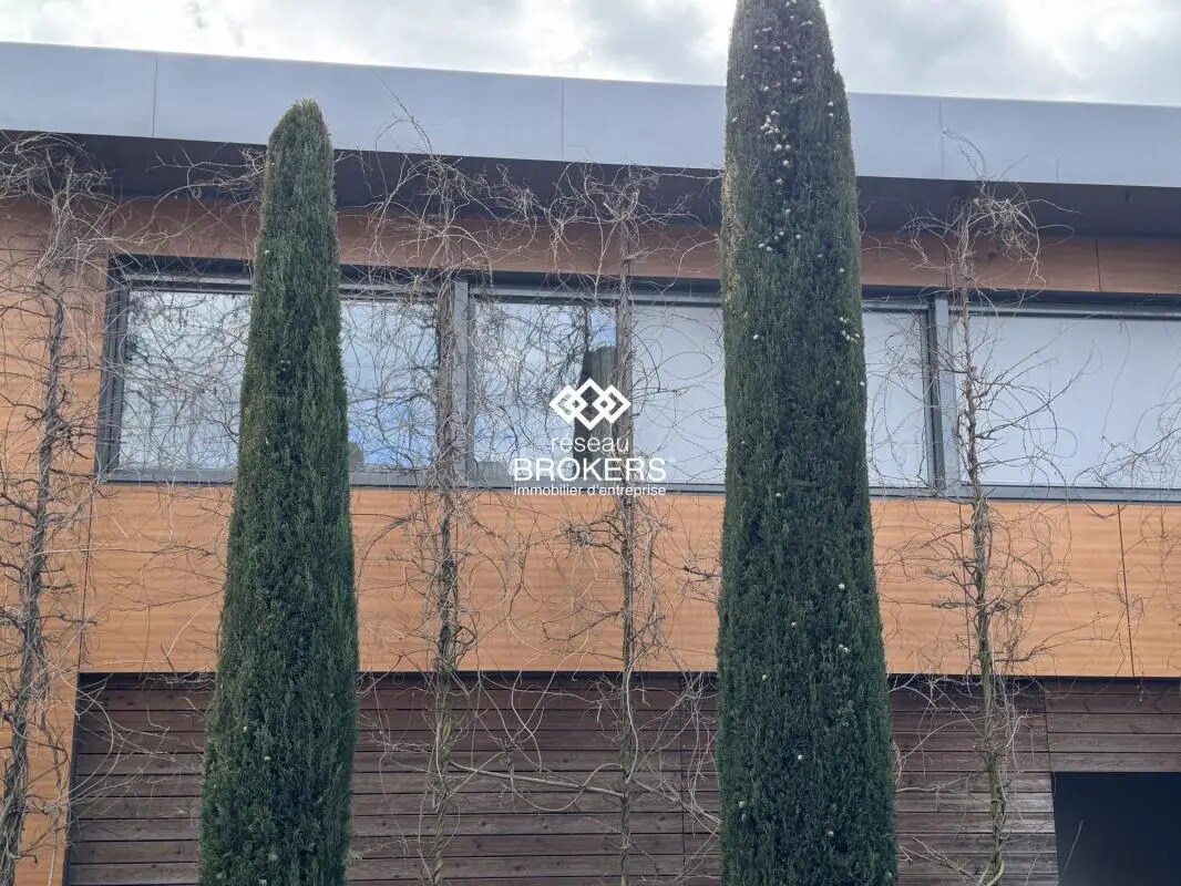 Bureau dans Sainte-Foy-lès-Lyon à vendre Photo de l’immeuble– Image 1 sur 14