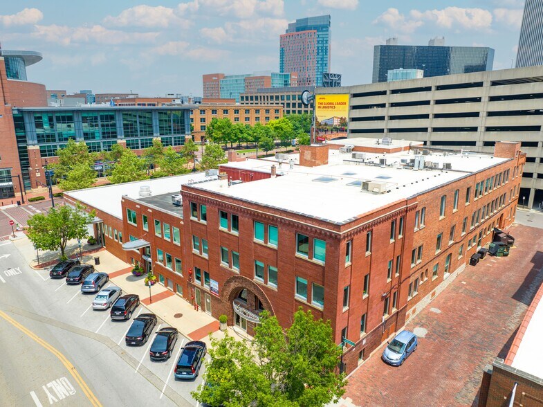 300 W Marconi Blvd, Columbus, OH à louer - Photo principale – Image 1 sur 4