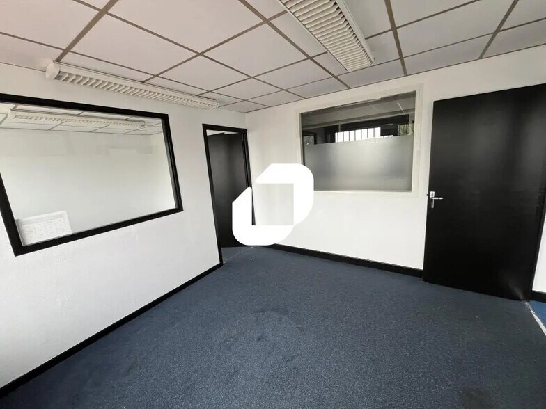 2 Rue Du Luyot, Seclin à louer - Photo de l’immeuble – Image 1 sur 11