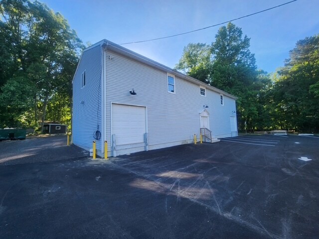 138 Lakeview Dr, Gibbsboro, NJ à vendre - Photo de l’immeuble – Image 3 sur 5