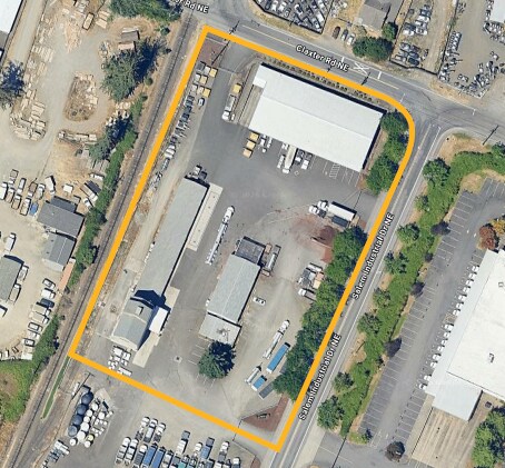 4195 Salem Industrial Dr NE, Salem, OR à vendre - Photo de l’immeuble – Image 2 sur 8