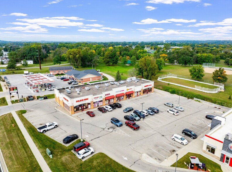 1217 Marion Rd SE, Rochester, MN à louer - Photo de l’immeuble – Image 3 sur 8