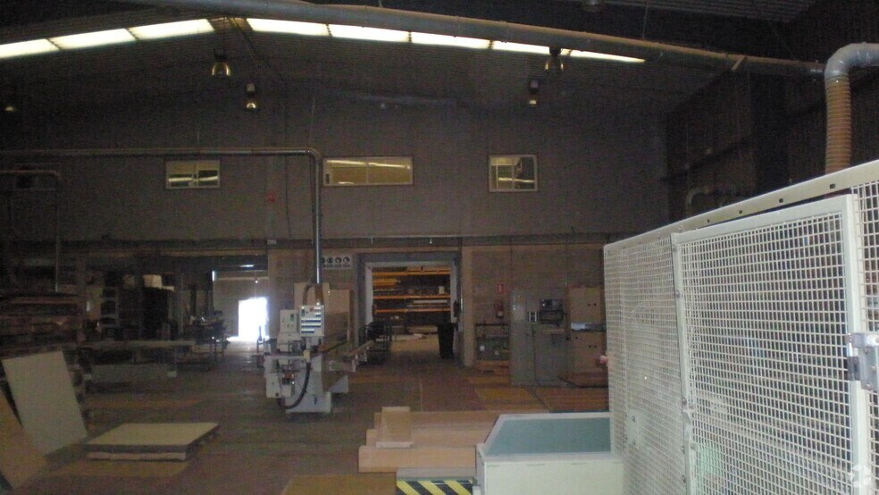 Industriel/Logistique dans Sevilla la Nueva, Madrid à vendre - Photo de l’immeuble – Image 3 sur 9