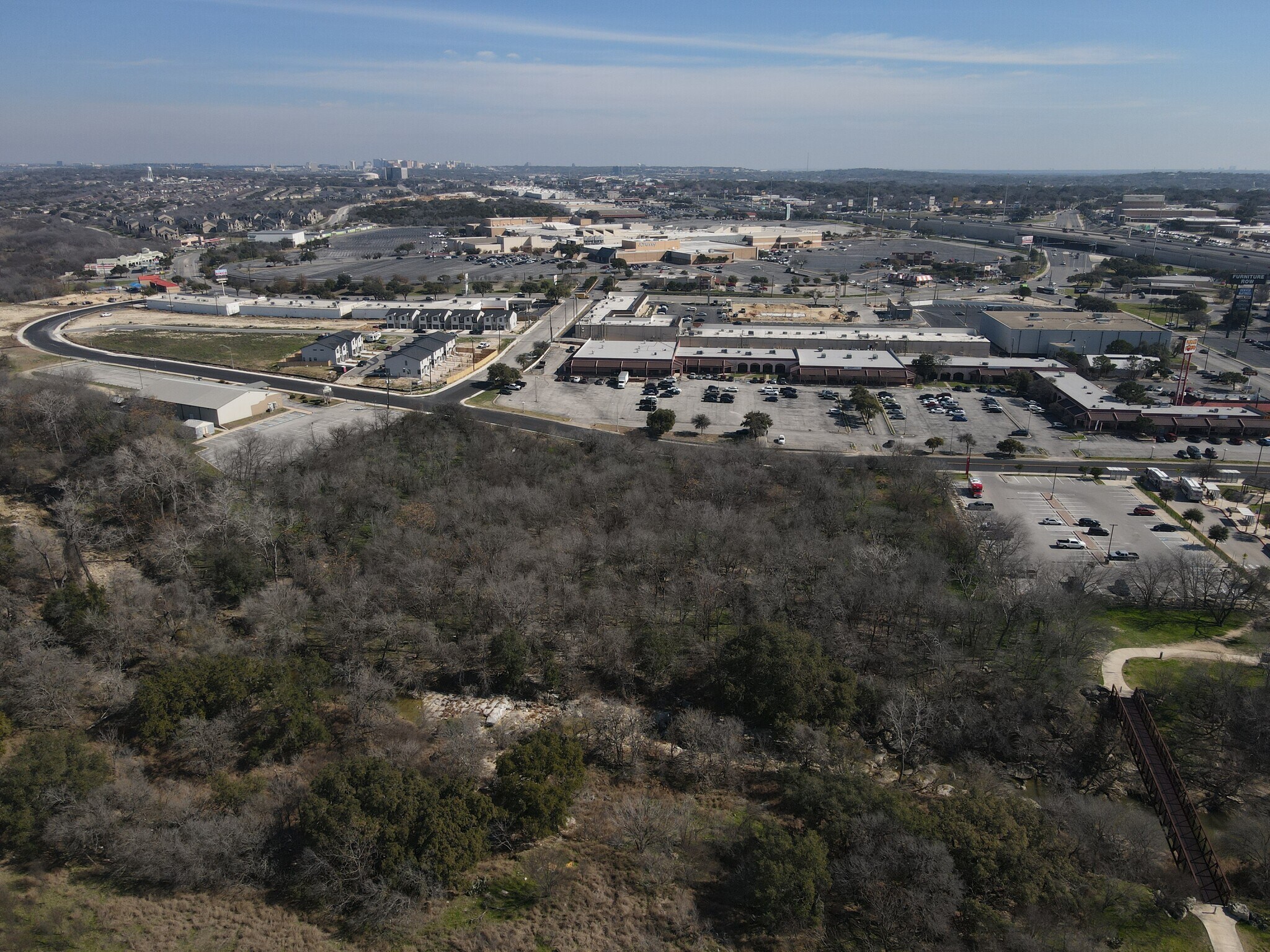 2-acre lot on Northwestern Dr, San Antonio, TX à vendre Photo principale– Image 1 sur 15