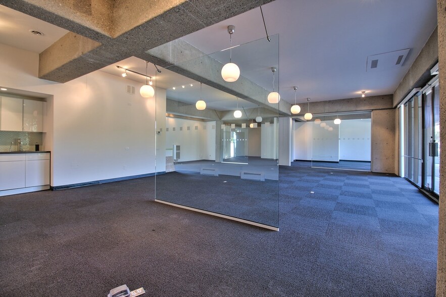 660 Camino Aguajito, Monterey, CA à louer - Photo de l’immeuble – Image 2 sur 11