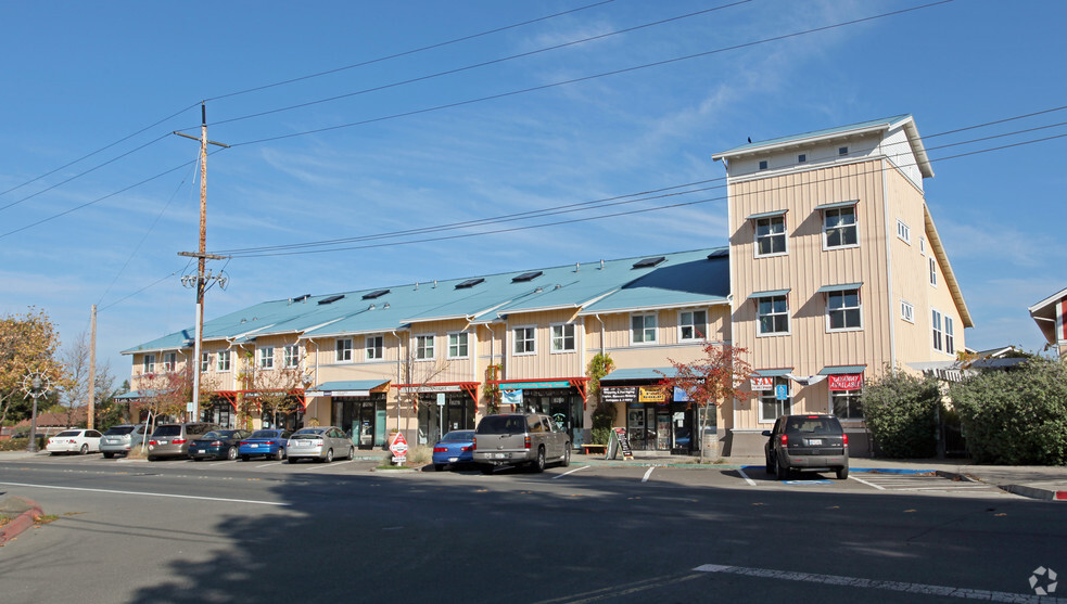 8270-8282 Old Redwood Hwy, Cotati, CA à louer - Photo principale – Image 1 sur 3