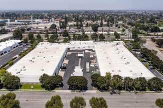 Plus de détails pour 12707 Rives Ave, Downey, CA - Industriel/Logistique à louer