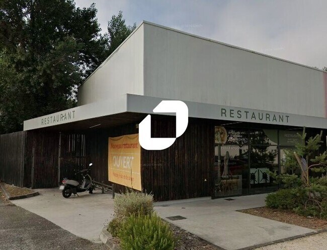 Plus de détails pour Local commercial à louer