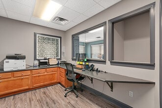 120 Chadwick Square Ct, Hendersonville, NC à louer Photo intérieure– Image 2 sur 13