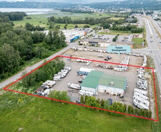 Plus de détails pour 3101 10 Av SW, Salmon Arm, BC - Industriel/Logistique à vendre