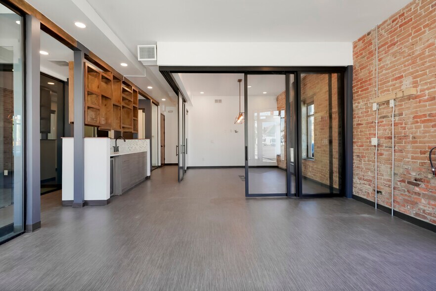1401 S Broadway, Denver, CO à vendre - Photo intérieure – Image 2 sur 23