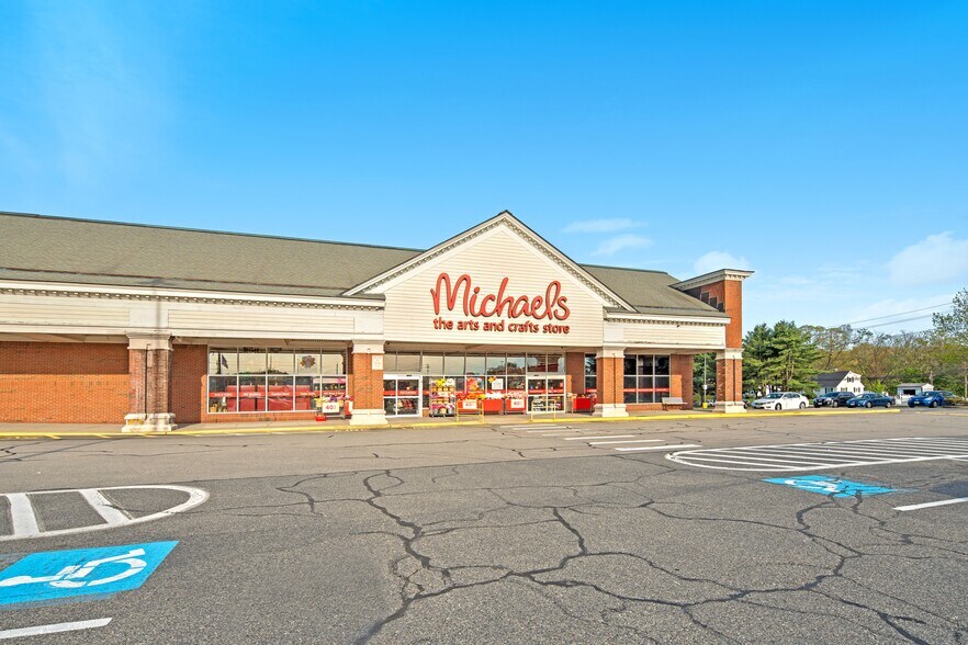 1500 Bald Hill Rd, Warwick, RI à vendre - Photo de l’immeuble – Image 3 sur 5