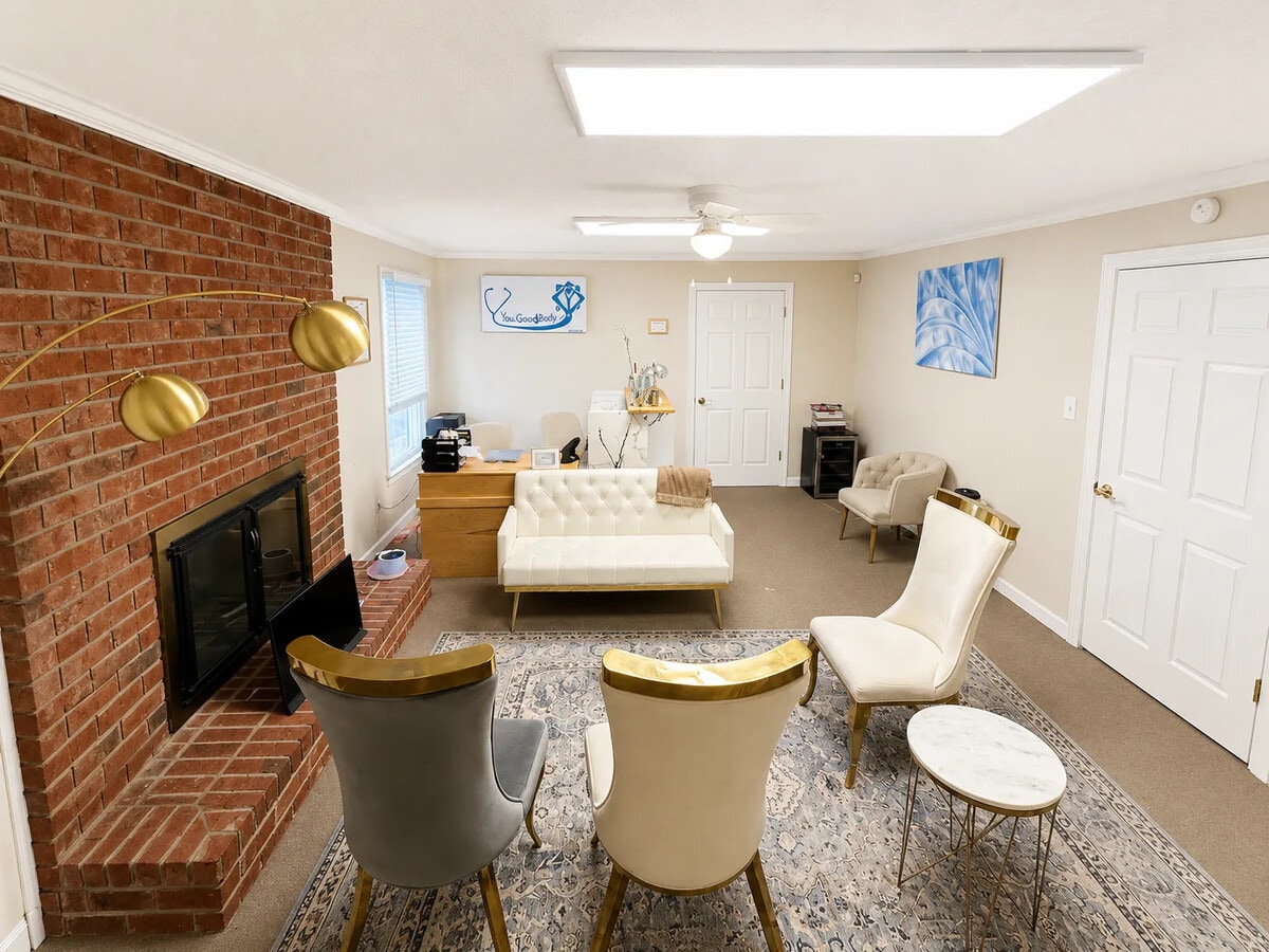 7406 Chapel Hill Rd, Raleigh, NC 27607 - Lot K -  - Photo intérieure - Image 2 of 6