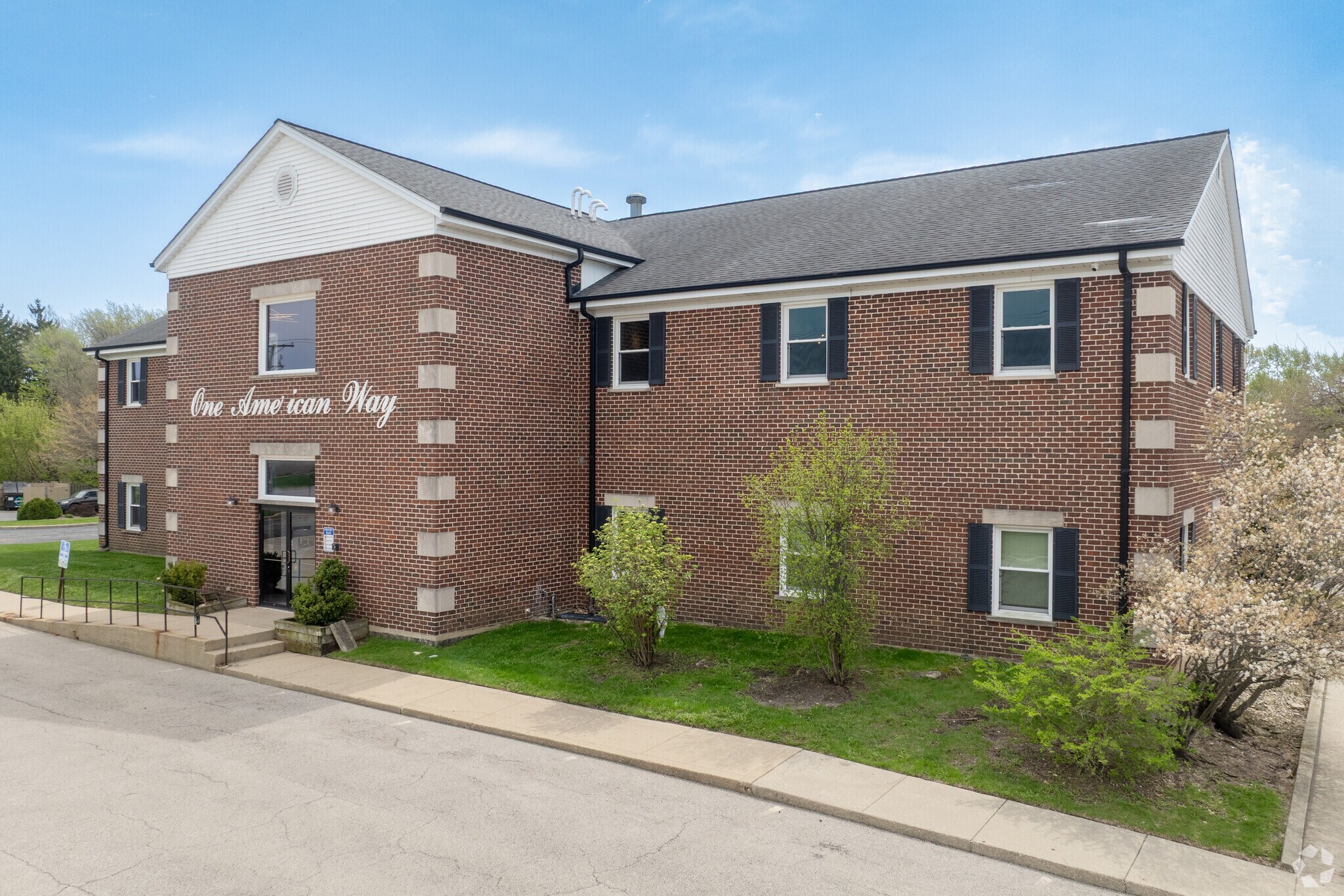 1 American Way, Elgin, IL à vendre Photo principale– Image 1 sur 32