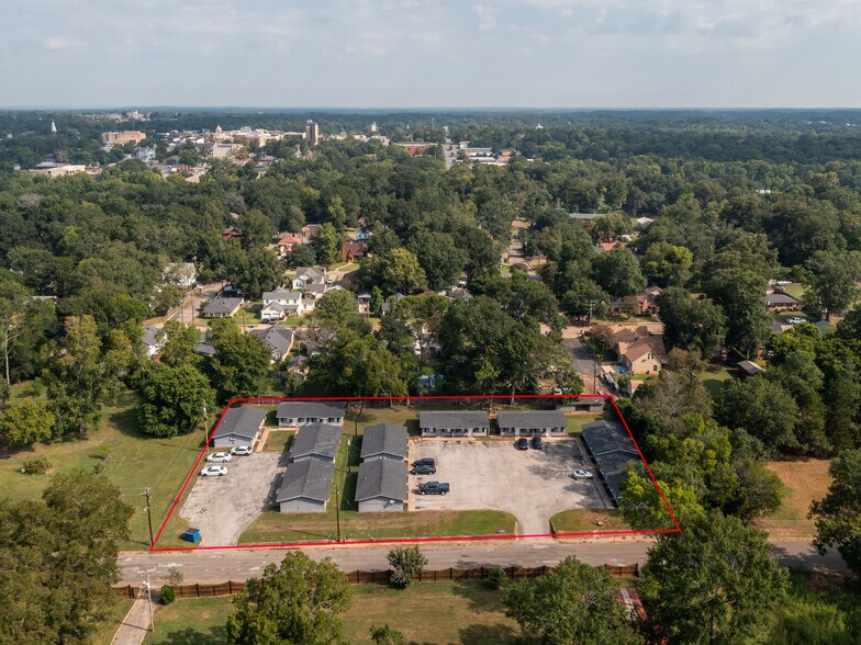 411 Johnson St, Marshall, TX à vendre - Photo de l’immeuble – Image 2 sur 20