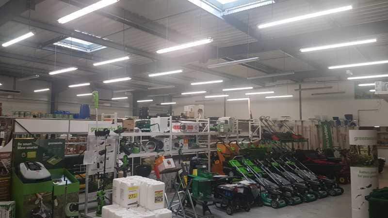 Local d'activités dans Berson à vendre - Photo intérieure – Image 3 sur 4