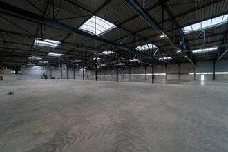 3 Rue Jean Perrin, Chassieu à louer Photo intérieure– Image 1 sur 9