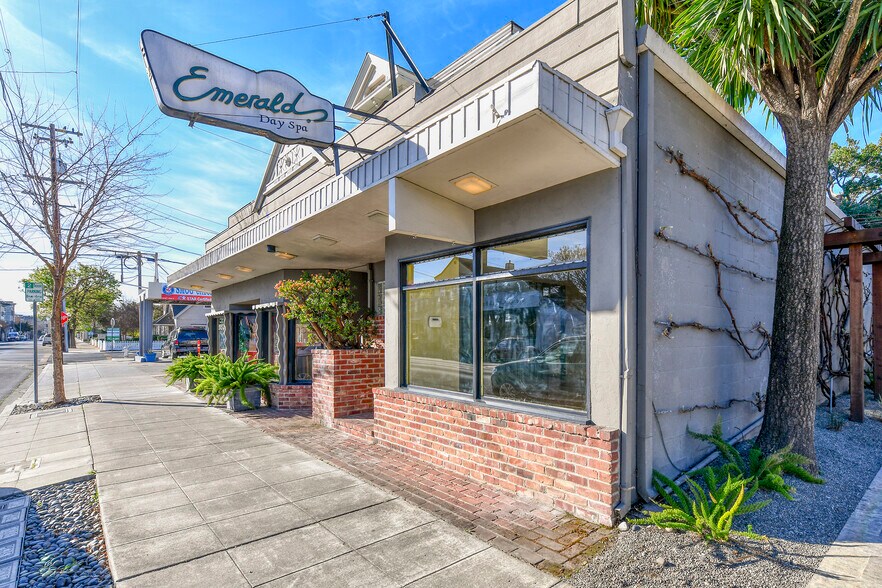 1519 Main St, Napa, CA à louer - Photo de l’immeuble – Image 3 sur 32