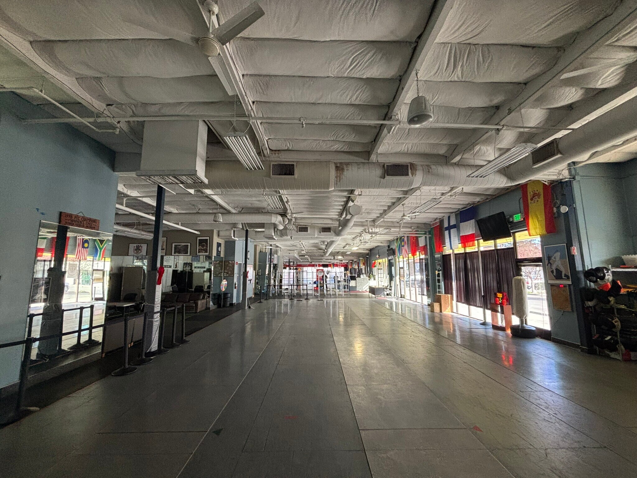 1329-1345 Blossom Hill Rd, San Jose, CA à louer Photo principale– Image 1 sur 16