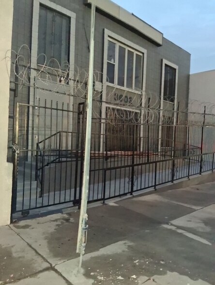 3603 E Olympic Blvd, Los Angeles, CA à vendre - Photo de l’immeuble – Image 3 sur 4