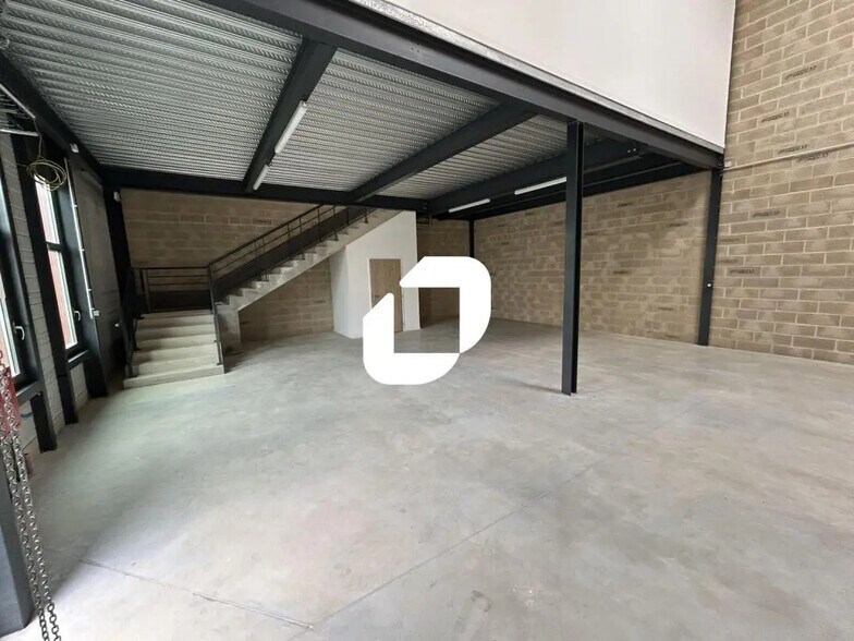 Local d’activités dans Bailly-Romainvilliers à louer - Photo intérieure – Image 1 sur 6