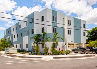 Plus de détails pour 3722 NW 20th Ave, Miami, FL - Logement à vendre