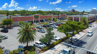Plus de détails pour 880 NE 125th St, North Miami, FL - Local commercial à louer