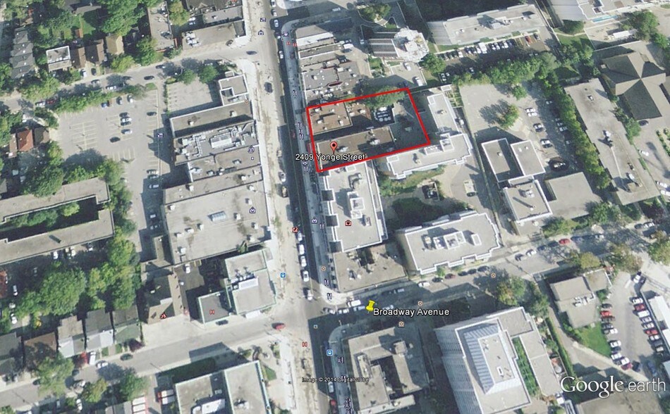 2409-2415 Yonge St, Toronto, ON à louer - Photo de l’immeuble – Image 3 sur 4