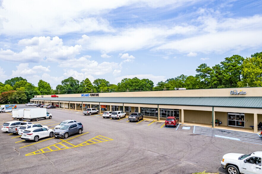 710 - 820 East St, Texarkana, AR à vendre - Photo principale – Image 1 sur 43
