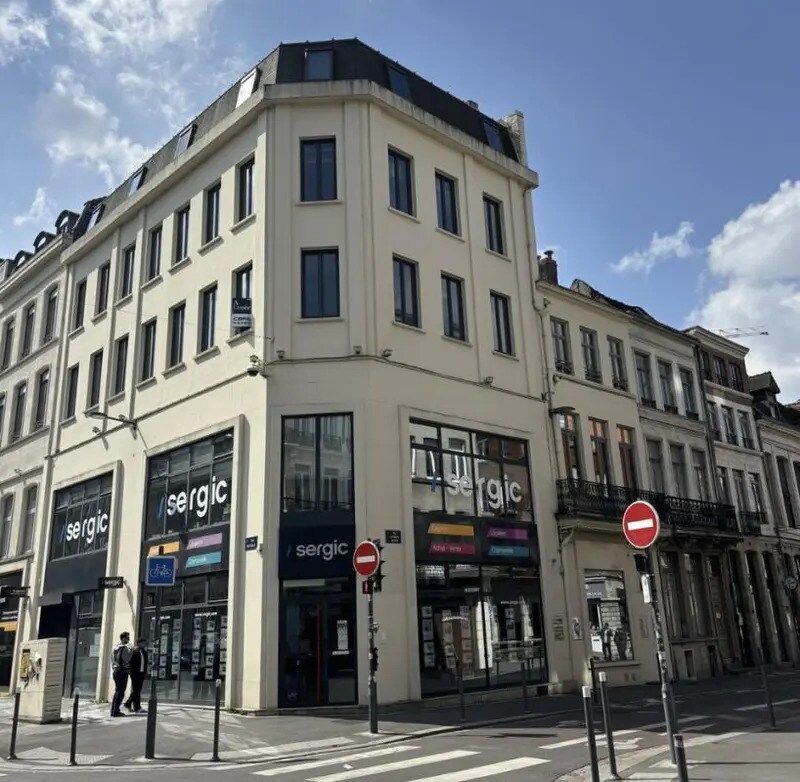 Local commercial dans Lille à louer Photo de l’immeuble– Image 1 sur 2