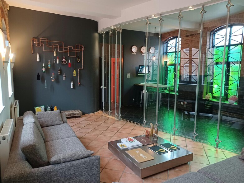 22 Russell St, Windsor à louer - Photo de l’immeuble – Image 3 sur 10