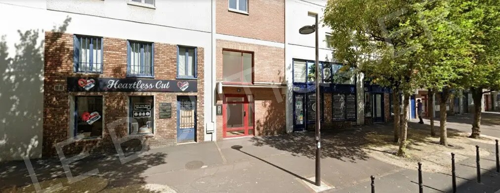 Local commercial dans Ivry-sur-Seine à vendre Photo de l’immeuble– Image 1 sur 4